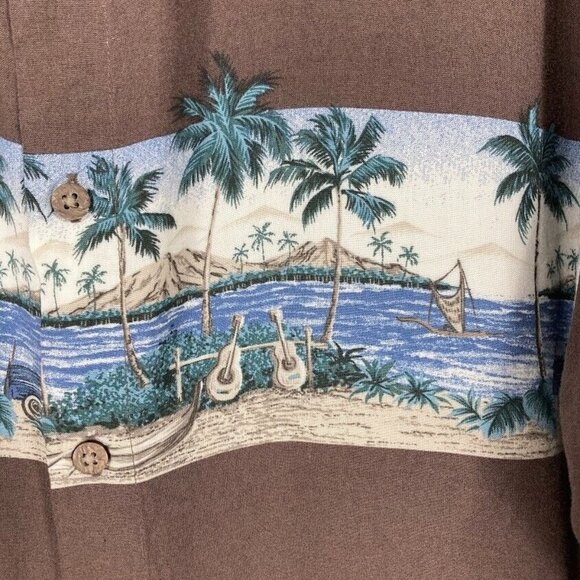 🔥 3/$15 🔥 Pierre Cardin Hawaiian Shirt Button Down Short Sleeve Lightweight L - Picture 2 of 6